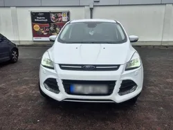 Weiß Gebraucht 2015 Ford Kuga Trend SUV | 9.300 € (Guter Preis)