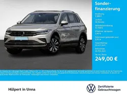 Ivory silver metallic Gebraucht 2024 VW Tiguan Move SUV | 35.356 € (Superpreis)