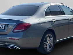 Grau Gebraucht 2016 Mercedes E220 Limousine | 21.900 € (Fairer Preis)