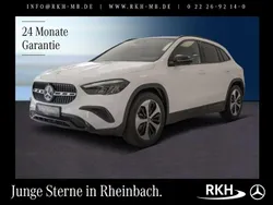 Weiß Gebraucht 2025 Mercedes GLA180 Progressive SUV | 40.880 € (Fairer Preis)