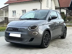Grau Gebraucht 2021 Fiat 500e La Prima Kleinwagen | 16.999 € (Fairer Preis)