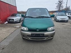 Grau Gebraucht 2000 Nissan Serena SE Van / Kleinbus | 1.599 €
