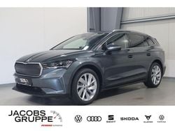 Grau Gebraucht 2021 Skoda Enyaq iV Suite SUV | 28.385 € (Guter Preis)
