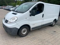 Weiß Gebraucht 2008 Renault Traffic Kombi | 2.800 €