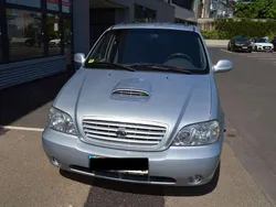 Silber Gebraucht 2002 Kia Carnival LX Van / Kleinbus | 7.890 €