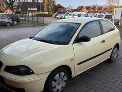Gelb Gebraucht 2005 Seat Ibiza Kleinwagen | 1.100 € (Guter Preis)