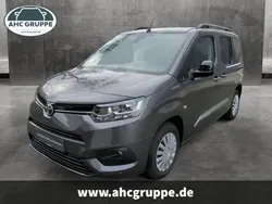 Grau Gebraucht 2023 Toyota Proace Verso City Kombi | 29.990 € (Superpreis)