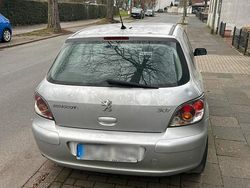 Silber Gebraucht 2003 Peugeot 307 Kleinwagen | 1.900 € (Etwas zu teuer)