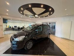 Schwarz Gebraucht 2016 Peugeot Partner Tepee Van / Kleinbus | 7.700 € (Guter Preis)