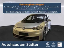 Scale silver metallic/schwarz (metallic) Gebraucht 2023 VW ID.3 Pro Performance Kleinwagen | 28.980 € (Etwas zu teuer)