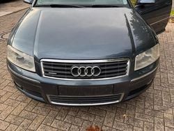 Blau Gebraucht 2004 Audi A8 Limousine | 6.500 € (Superpreis)