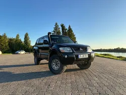 Schwarz Gebraucht 2006 Mitsubishi Pajero SUV | 11.500 € (Teuer)