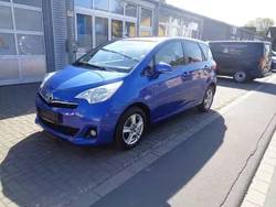 Blau Gebraucht 2011 Toyota Verso-S Club Van / Kleinbus | 9.400 € (Etwas zu teuer)