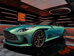 Grün Neu 2024 Aston Martin DB12 | 259.900 € (Fairer Preis)