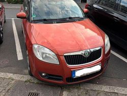 Orange Gebraucht 2007 Skoda Fabia Limousine | 2.300 € (Fairer Preis)
