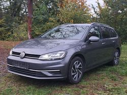Grau Gebraucht 2017 VW Golf VII Sound Kombi | 10.800 € (Fairer Preis)