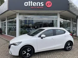 Snowflake white pearl Gebraucht 2023 Mazda 2 Center-Line Kleinwagen | 21.985 € (Teuer)