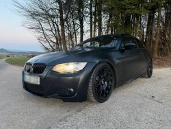Schwarz Gebraucht 2006 BMW 330 Comfort Edition Coupé | 13.000 €