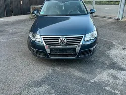 Blau Gebraucht 2007 VW Passat Kombi | 2.100 € (Guter Preis)