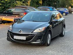 Grau Gebraucht 2011 Mazda 3 Edition Limousine | 5.600 € (Etwas zu teuer)