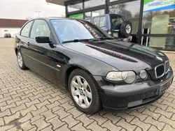 Black sapphire metallic Gebraucht 2002 BMW 318 Compact Kleinwagen | 3.599 € (Etwas zu teuer)