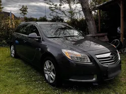 Grau Gebraucht 2009 Opel Insignia Kombi | 4.500 € (Fairer Preis)