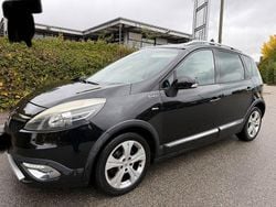Schwarz Gebraucht 2014 Renault Scénic III Bose Edition Van / Kleinbus | 3.399 € (Guter Preis)