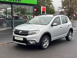 Silber Gebraucht 2017 Dacia Sandero Prestige Kleinwagen | 8.590 € (Fairer Preis)