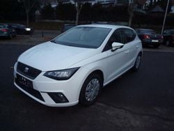 Weiß Gebraucht 2022 Seat Ibiza Reference Limousine | 14.299 € (Guter Preis)