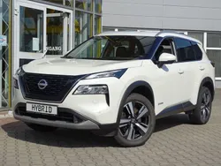 Brilliant white (m) Gebraucht 2024 Nissan X-Trail N-Connecta SUV | 29.990 € (Teuer)