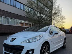Weiß Gebraucht 2010 Peugeot 207 CC Cabrio | 2.600 € (Guter Preis)