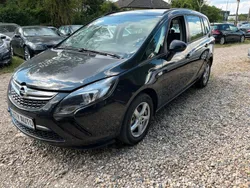 Schwarz Gebraucht 2014 Opel Zafira Tourer Edition Van / Kleinbus | 6.970 € (Teuer)
