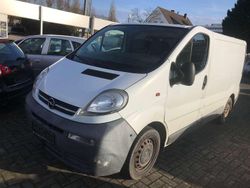 Weiß Gebraucht 2005 Opel Vivaro Van / Kleinbus | 2.800 € (Superpreis)