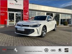 Pure white Gebraucht 2025 VW Passat Business Kombi | 34.970 € (Superpreis)