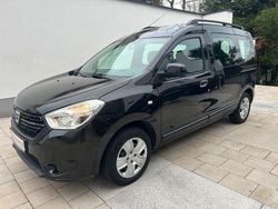 Schwarz Gebraucht 2019 Dacia Dokker Comfort Van / Kleinbus | 9.900 € (Guter Preis)