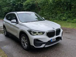 Weiß Gebraucht 2021 BMW X1 Advantage SUV | 20.990 € (Guter Preis)