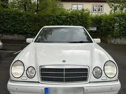 Weiß Gebraucht 1997 Mercedes E280 Elegance Limousine | 2.225 € (Superpreis)