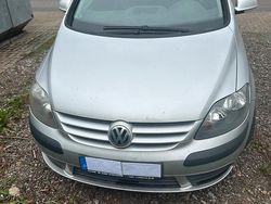 Silber Gebraucht 2005 VW Golf IV Limousine | 3.500 € (Etwas zu teuer)