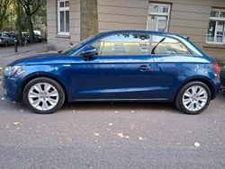 Blau Gebraucht 2011 Audi A1 Kleinwagen | 4.490 € (Teuer)