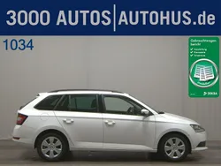 Weiss Gebraucht 2021 Skoda Fabia Ambition Kombi | 8.480 € (Superpreis)