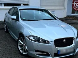 Silber Gebraucht 2015 Jaguar XF Limousine | 16.900 € (Guter Preis)
