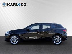 Schwarz Gebraucht 2023 BMW 118 Advantage Kleinwagen | 24.888 € (Fairer Preis)