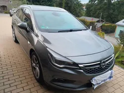 Grau Gebraucht 2016 Opel Astra Dynamic Kombi | 8.000 € (Superpreis)