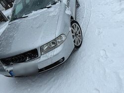 Silber Gebraucht 1997 Audi A4 Kombi | 5.800 €