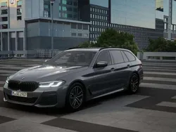 Berninagrau bernsteineffekt me Gebraucht 2021 BMW 540 M Sport Kombi | 39.765 € (Fairer Preis)