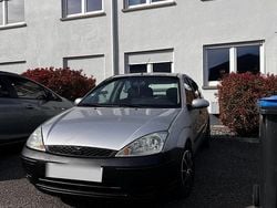 Gebraucht 2002 Ford Focus Kleinwagen | 750 € (Fairer Preis)