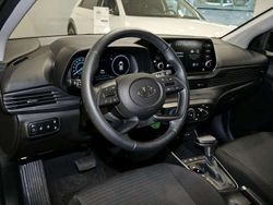 Phantom black Gebraucht 2023 Hyundai i20 Trend Limousine | 16.980 € (Fairer Preis)