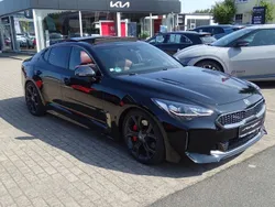 Schwarz Gebraucht 2018 Kia Stinger Limousine | 31.270 € (Fairer Preis)