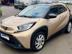 Beige Gebraucht 2022 Toyota Aygo Pulse Kleinwagen | 13.999 €