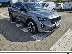 Dolomitgrau metallic / dach i Gebraucht 2024 Renault Rafale Techno SUV | 39.998 € (Fairer Preis)